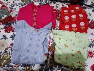 Assorted 5  Women's Tops Bundle