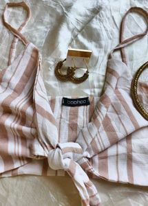I. CUTE BOOHOO TOP
