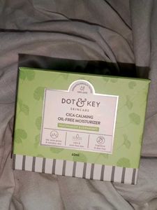 Dot & Key Cica Calming Moisturizer