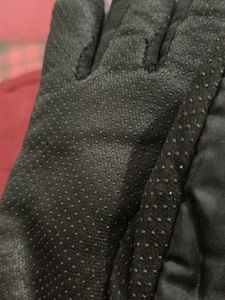 Black Sport Winter Gloves