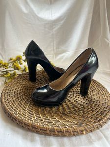 Black Pump Heels