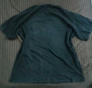 Graphic urbanic print long tshirt