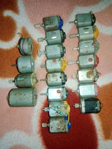 Small DC Motor 20 Pieces With Freebies
