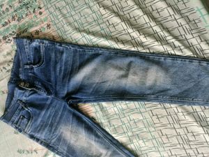 Women Dark Blue Jeans Trends