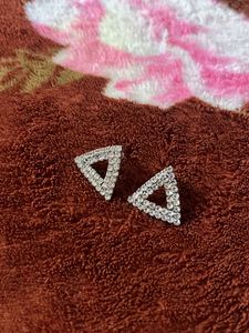 Women Stons Earrings