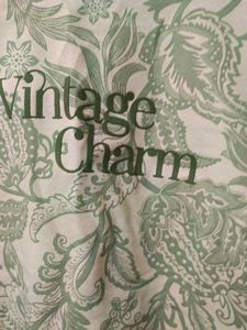 Vintage Charm Floral Sweatshirt