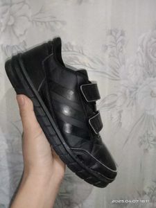 Unisex Adidas Black Casual Shoes