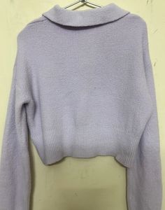 Cute Cropped Knit Sweater🤍