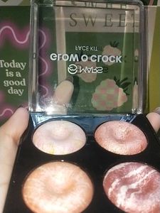 Mars Glow O Clock Highlighter