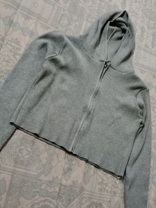SMALL WOOLEN CROP TOPS