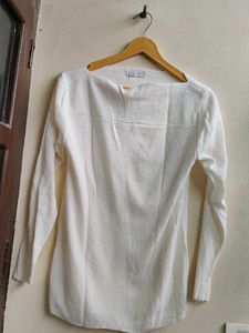 White Wollen Top
