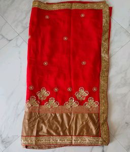 New Brand Saree In Velvet Nd Chiffon Fabric