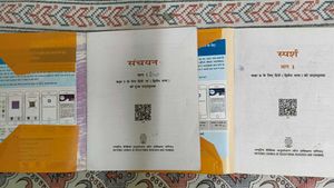 Hindi Grammar &amp; Textbook