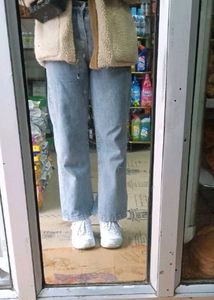 Light Wash Wide Leg Jeans