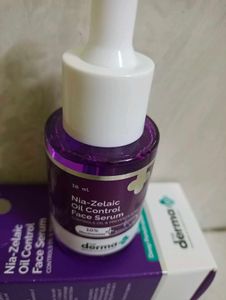 Derma Co Face Serum