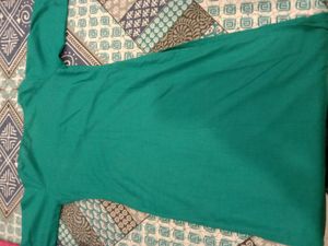 Libas Wonen Kurta,earrings Set