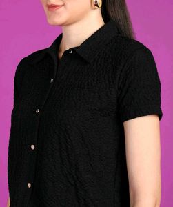 🛍️@Black Shirt ⭐⭐⭐⭐