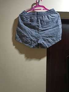 H&amp;M Women Shorts