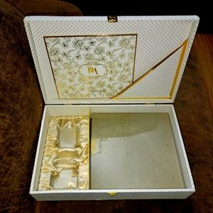Elegant New Jewellery Box