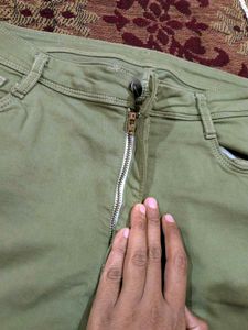Olive Colour Jeans 👖 For Women