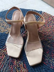 Heel 👠