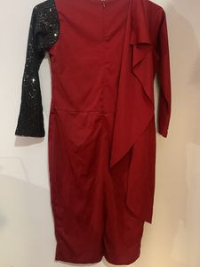 Elegant Red Party Dress