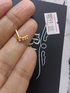 Sparkling Gold-tone Nose Pins