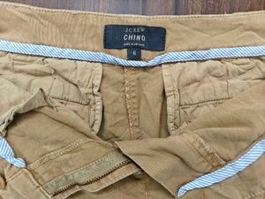 Women&#39;s Khaki Shorts