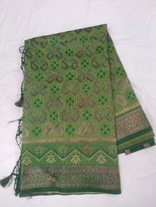 Teal Diamond Pattern Saree