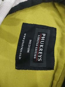 Stylish Graphic Print Hoodie