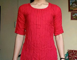 Red Kurti