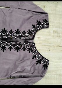 Embroidered Pakistani Kurta Set