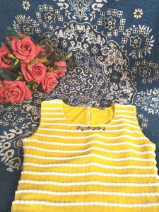 Stretchable And Preety Top