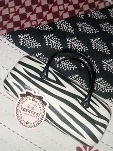 Zebra Print specs case purse style