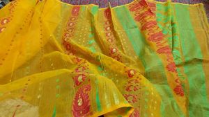 yellow saree for haldi