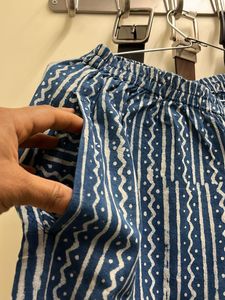 Blue &amp; White Floral Print Kurta Set