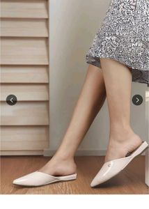 ELLE mules