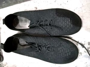 Black Sneakers (Shoes)