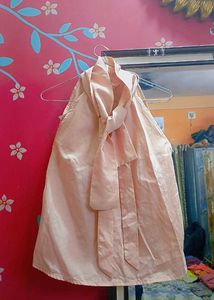 Vintage Peach Tie-Neck Sleeveless Top