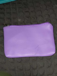 Smytten Purple Zip Pouch