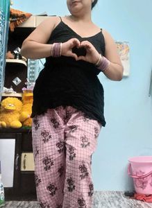 Tank Top Black Girlish Look