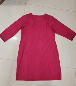 Elegant Pink Embroidered Kurti (L)