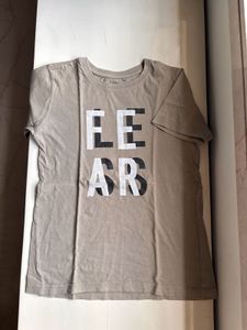 Boys t-shirt 11 years