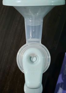 Phillips Avent manual breast pump