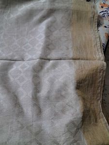 Elegant White &amp; Gold Sari