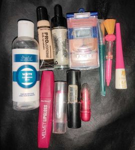 Skincare Combo Of 4