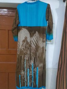 2 Kurtas On Sale