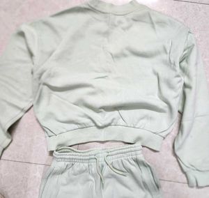 SET SWEATSHIRT AND PANTS