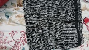 Chic Patterned Skirt - L Size