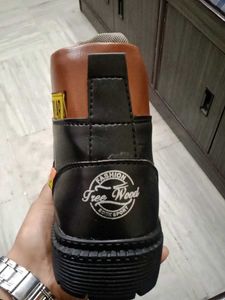 CAT Caterpillar Boots Pure Leather Size 6